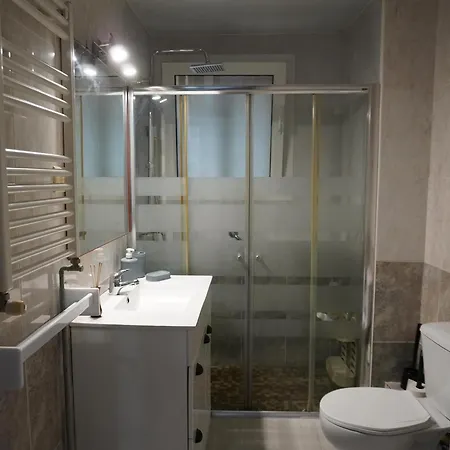 公寓 Apartamento En Planta Baja A 250m De La Playa - 3 Habitaciones, Terraza Y Parking Privado - Es-323-4
